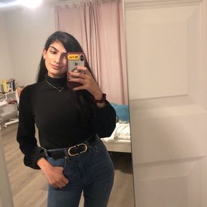 Meet your Posher, Andrea